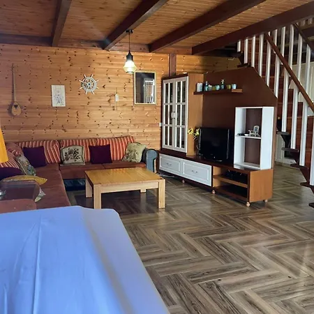 Apartamento Sol Albania *