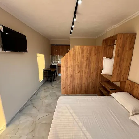 Apartamento Sol Albania *